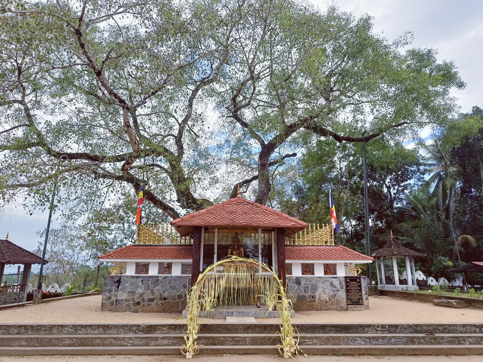 Historic temple buildings in Kandy